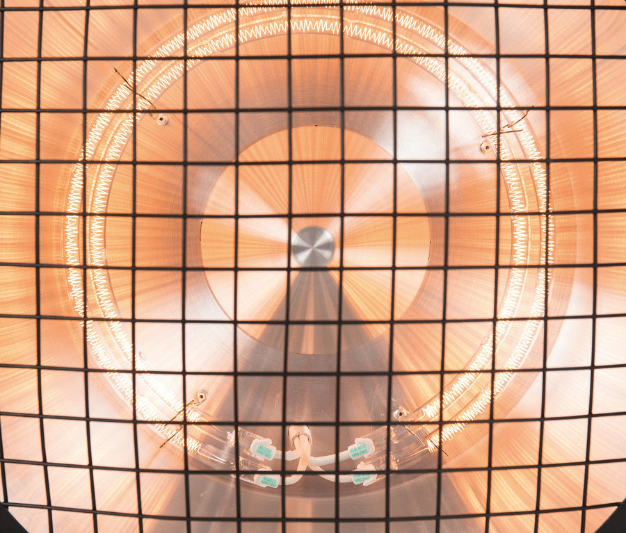 Detailaufnahme des Heizstrahlers Sunred-Standheizstrahler »Indus Standing 2100« mit Schutzgitter.