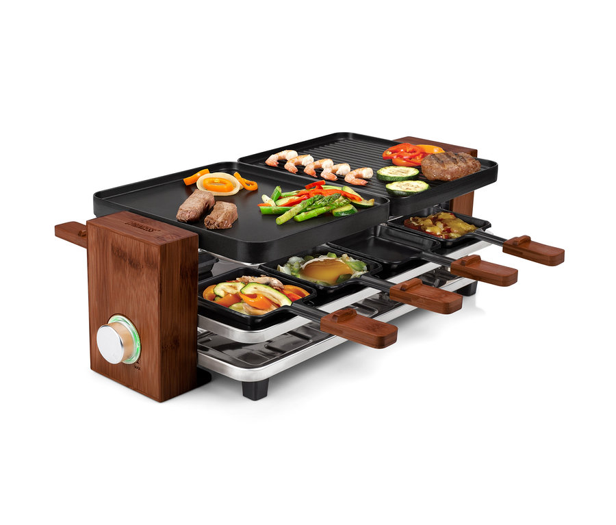 Raclette für 8 Personen mit Speisen in Pfannen und auf dem Grill.
