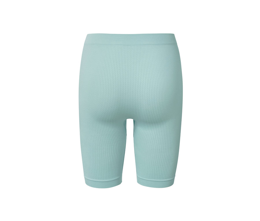 Nahaufnahme der strukturierten Seamless-Shorts.