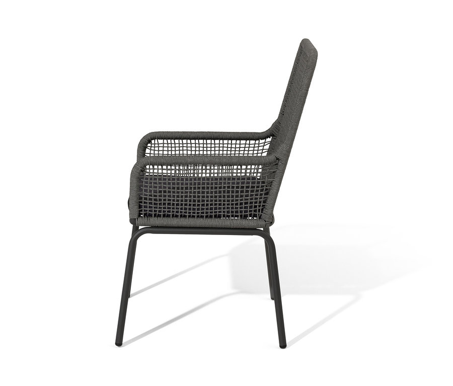 Seitenansicht eines Hochlehners mit Textilgeflecht.