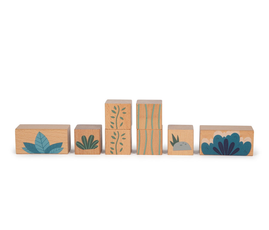 Reihe von Holzbausteinen mit verschiedenen botanischen Motiven.