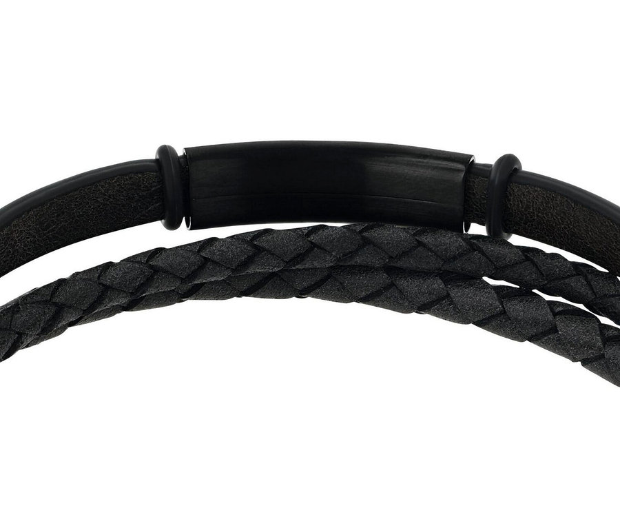 Nahaufnahme von einem schwarzen geflochtenen Armband.