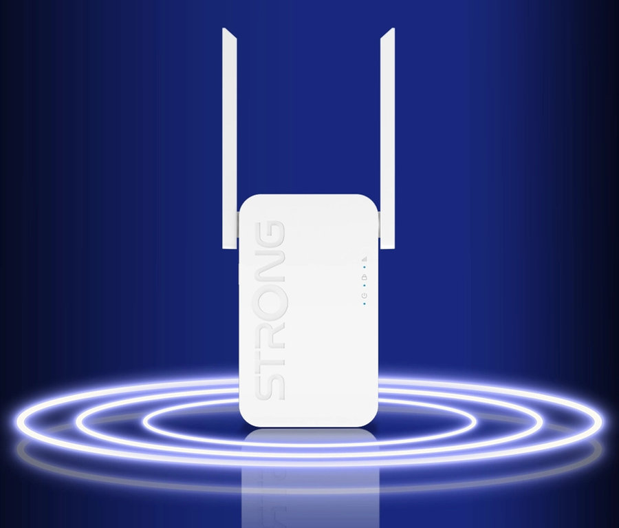 Weißer Strong Wi-Fi 6 Repeater »AX 1800« auf blauem Hintergrund.