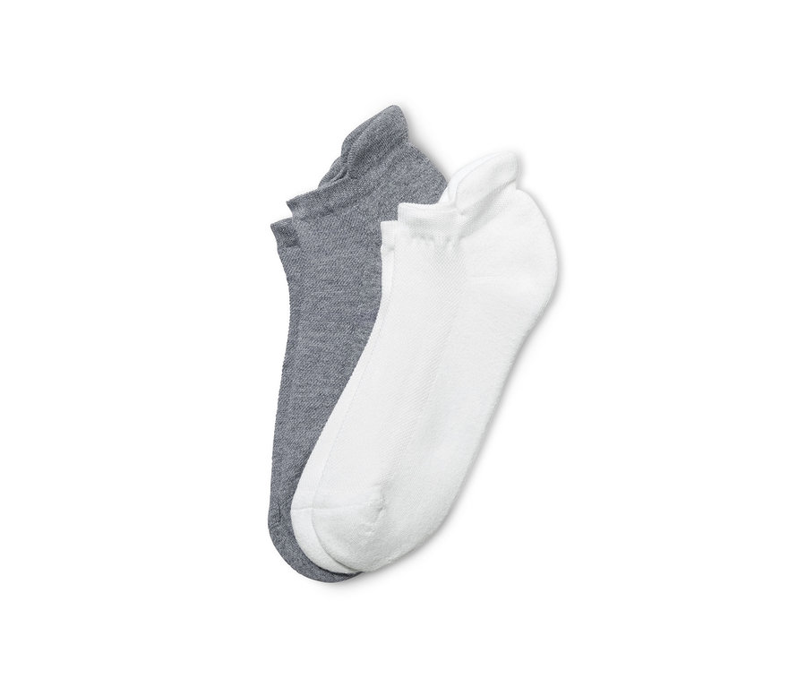 Zwei Paar Unisex-Funktions-Sneakersocken: ein Paar grau, ein Paar weiß.