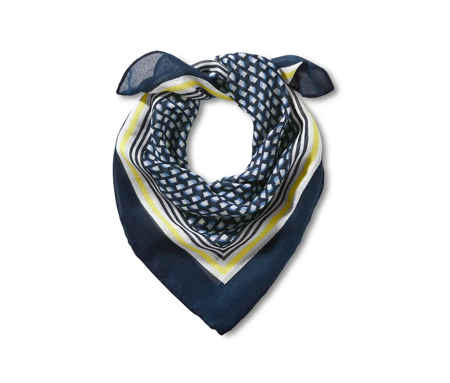 Blau-gelbes Bandana-Tuch mit geometrischem Muster.