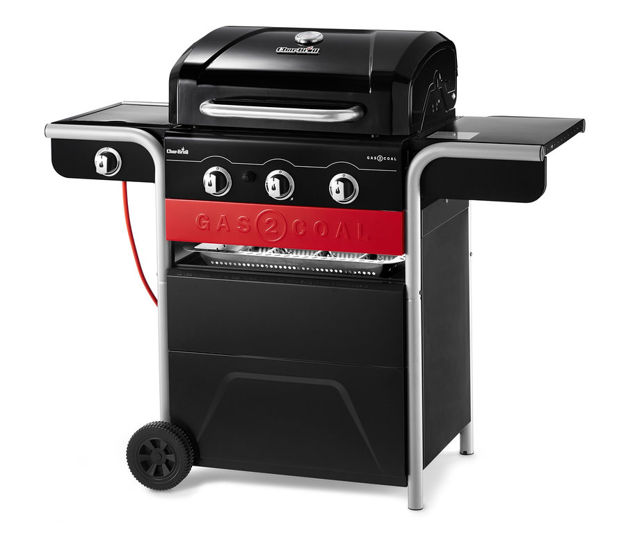 Schwarzer Char-Broil® Gasgrillwagen »Gas2Coal« mit rotem Streifen und drei silbernen Knöpfen.