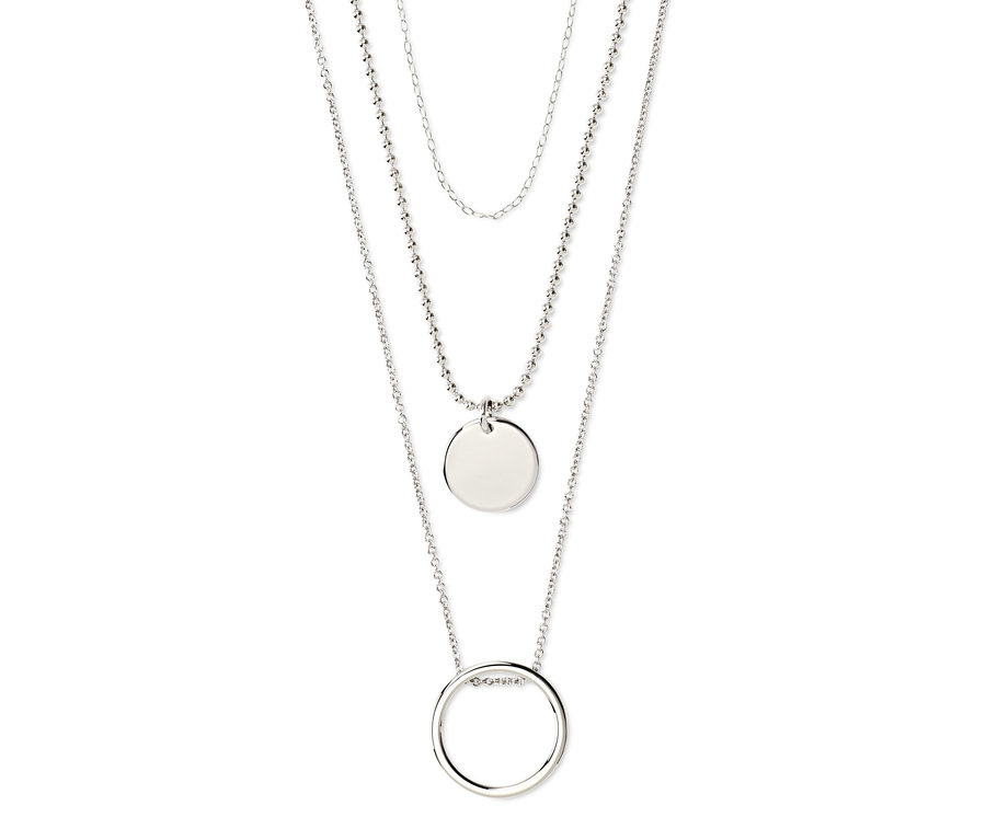 Silberne Layer-Kette mit drei Ketten.