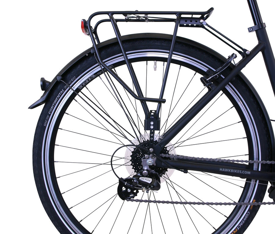Detailaufnahme vom Hinterrad eines HAWK Bikes Damen-Trekkingrads »Trekking Lady Premium« mit Gepäckträger.