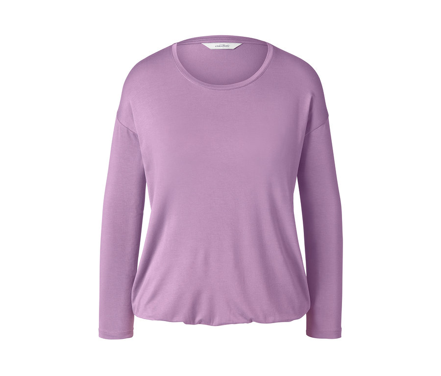 Violettes Blusenshirt auf weißem Hintergrund.