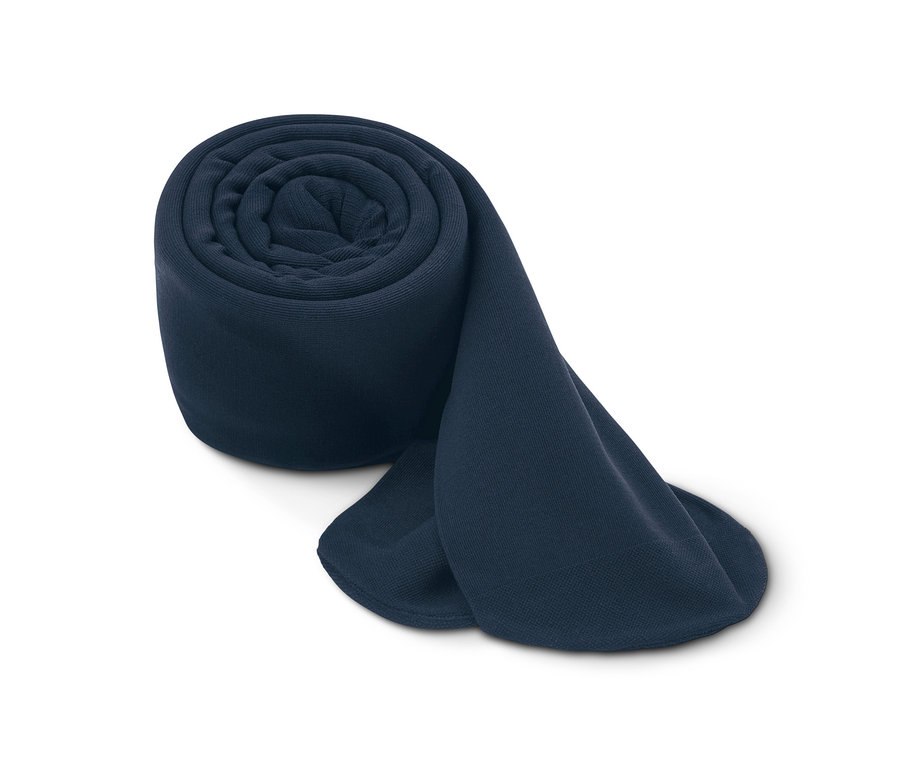 Eine dunkelblaue, zusammengerollte Thermostrumpfhose.