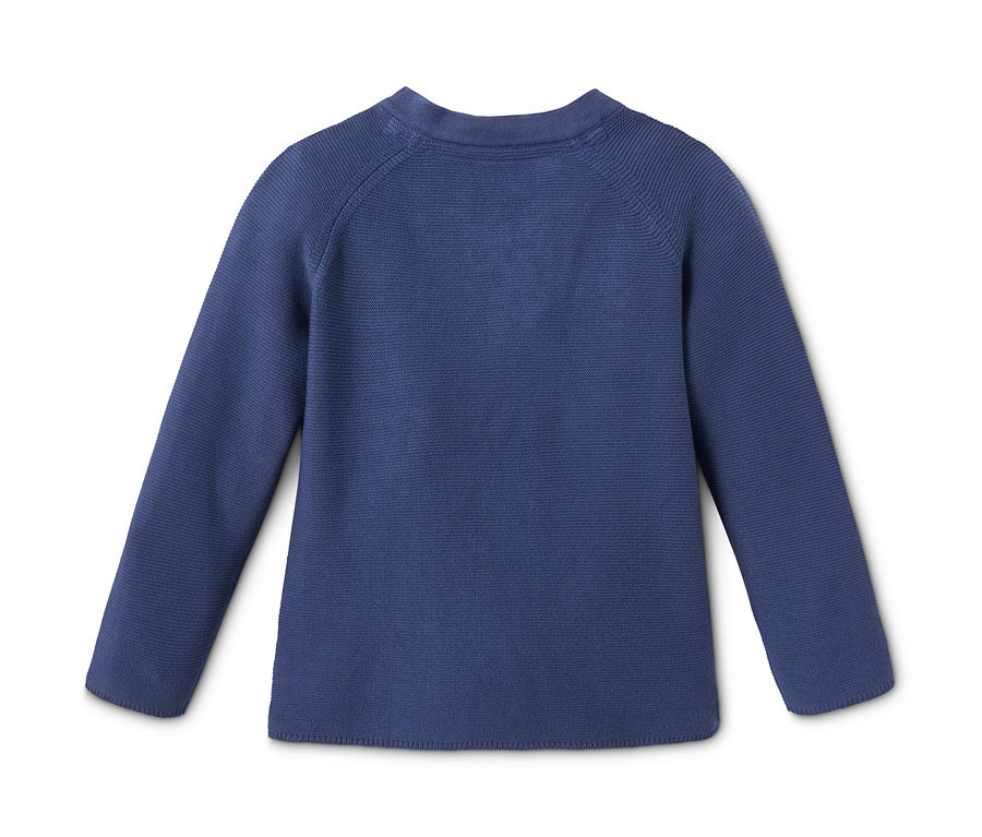 Blaue Strickjacke aus Bio-Baumwolle mit langen Ärmeln.