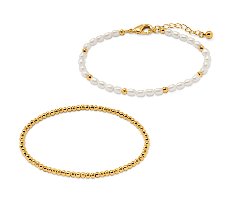 Zwei Armbänder: Eines mit Glasperlen und goldenen Kugeln, das andere aus goldenen Kugeln. Armband-Set mit Glasperlen.