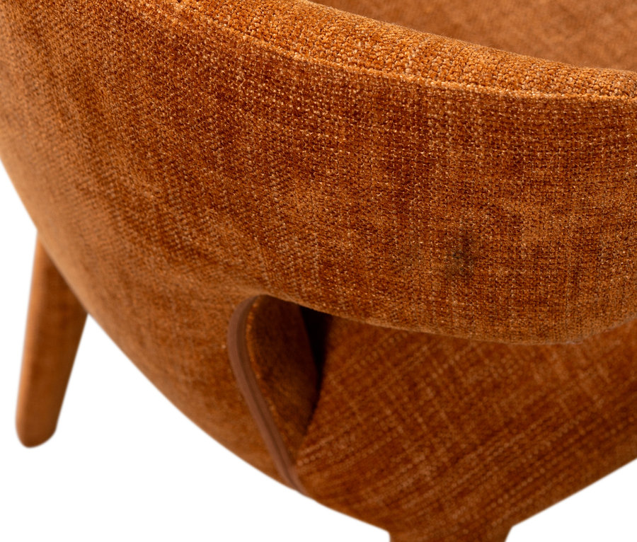 Detailaufnahme eines zimtfarbenen BePureHome »Permit« Stuhls (2er-Set).