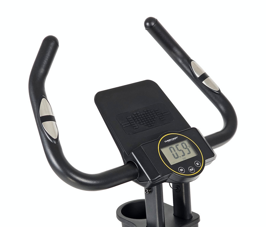 Detailansicht des Lenkers und Displays eines Heimtrainers.