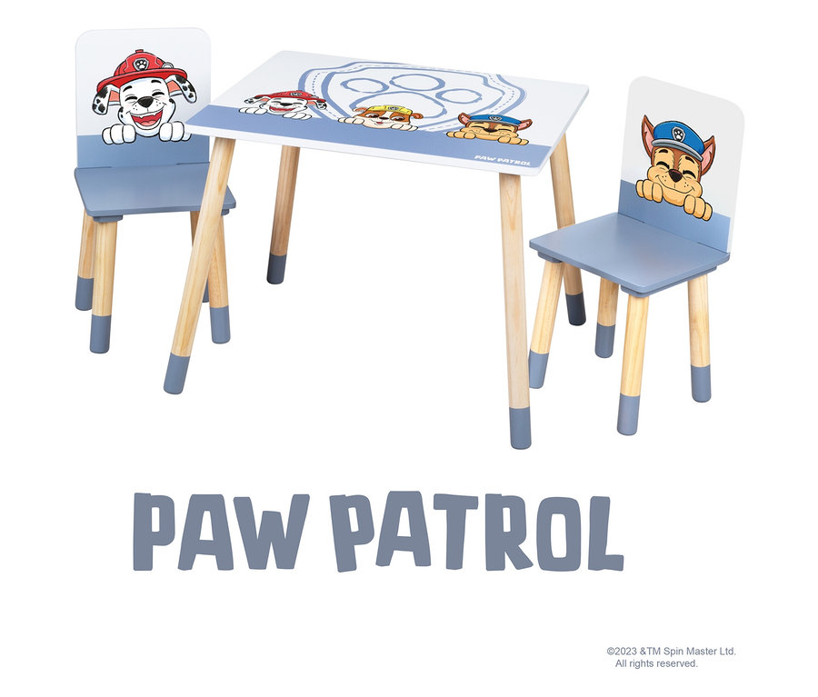 Kindertisch mit zwei Stühlen, verziert mit Paw Patrol Motiven.