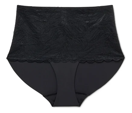Schwarzer, hochtaillierter Damen-Slip mit Spitze auf weißem Hintergrund.