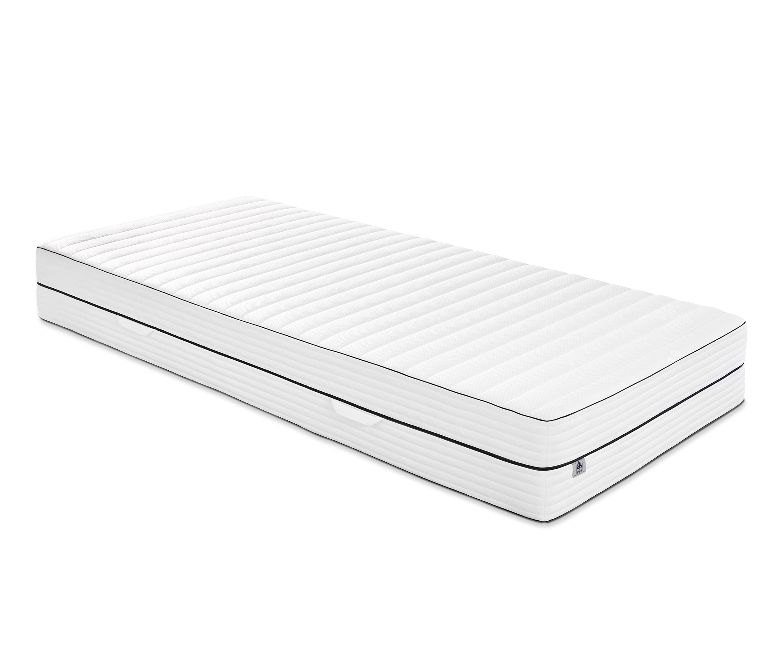 Eine einzelne, weiße irisette®-Boxspring-7-Zonen-Tonnentaschenfederkern-Matratze liegt auf einem weißen Hintergrund.