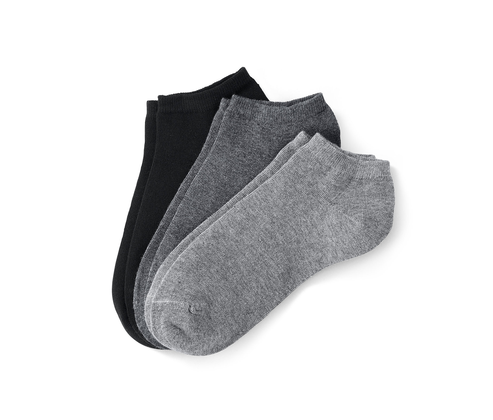 Ein Satz aus 3 Paar Sneakersocken in Schwarz, Dunkelgrau und Hellgrau liegt auf einem weißen Hintergrund.