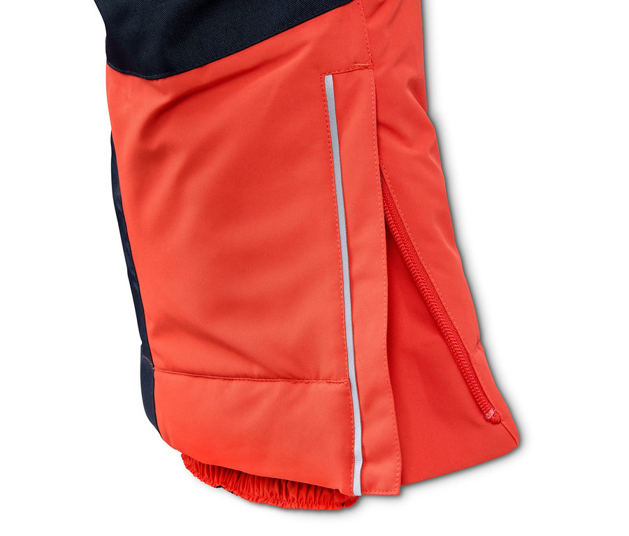 Detail einer Snowboardhose.