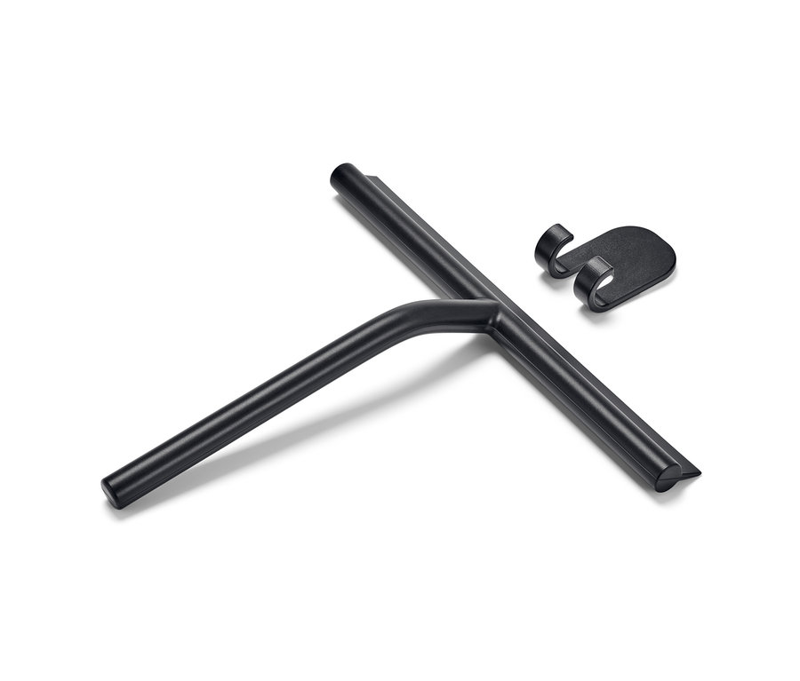 Schwarzer Badwischer mit Wandhalterung liegt auf einem weißen Hintergrund.