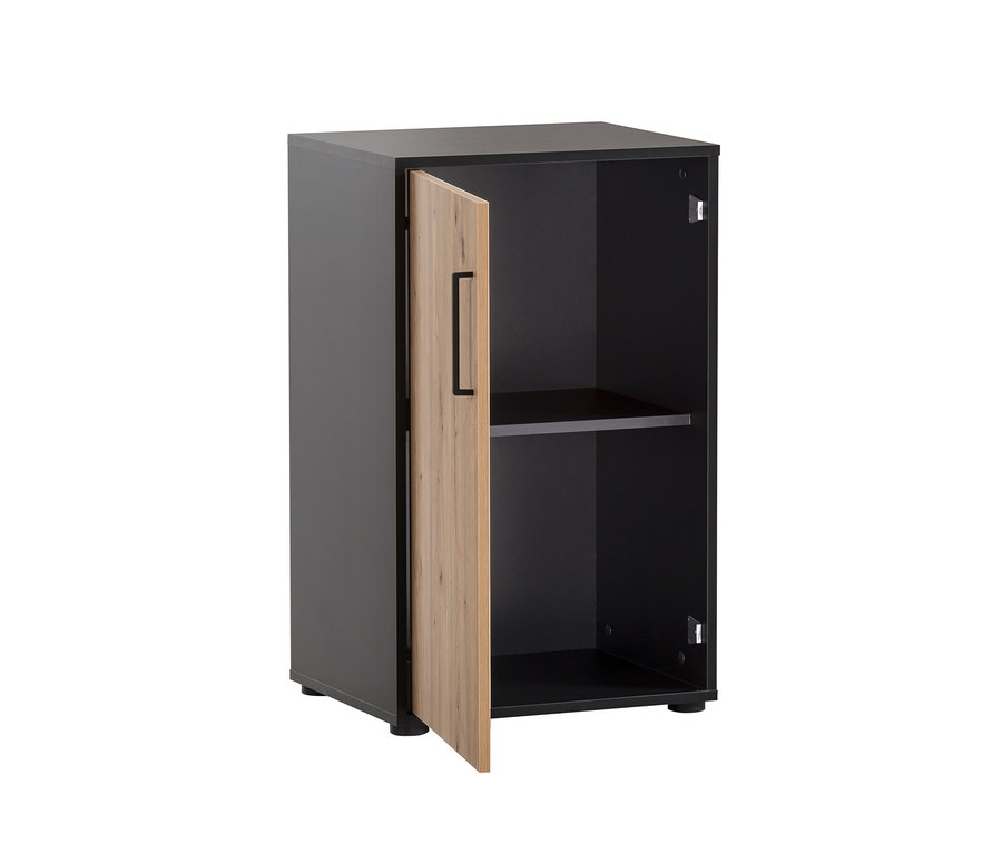 Ein schwarzgrauer Aktenschrank »Aino« mit einem Regal und einer leicht geöffneten Tür.
