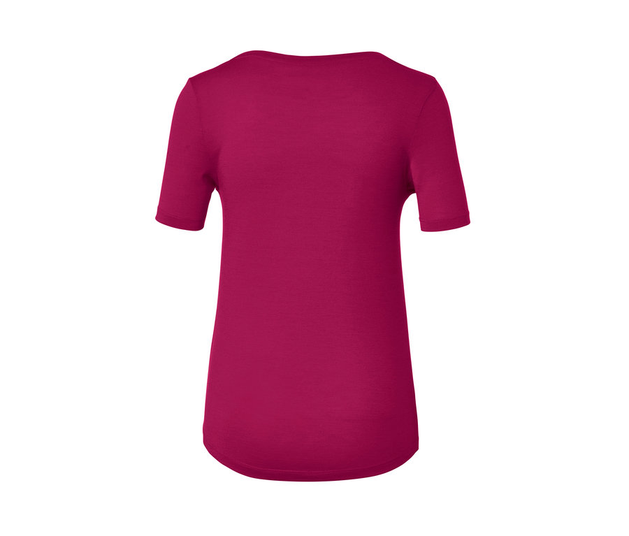 Detailansicht der Rückseite eines pinken Funktionsshirts mit Merinowolle.