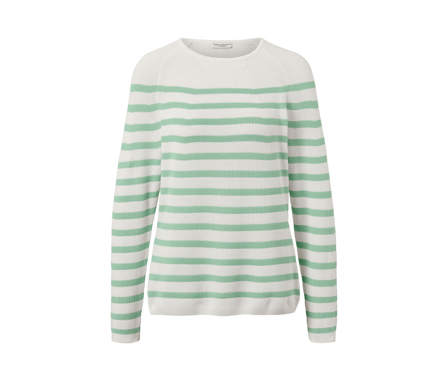 Gestreifter Strickpullover auf weißem Hintergrund.