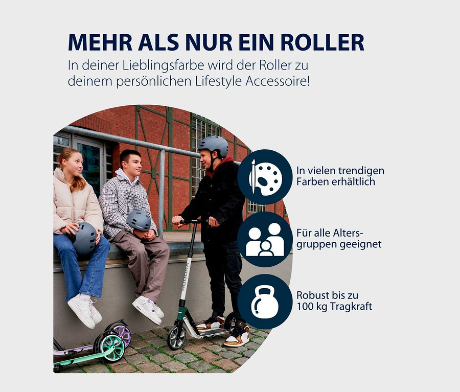 Drei junge Leute sind im Freien zu sehen, einer davon steht auf einem grau-weißen HUDORA Scooter»BigWheel® 205« advanced.