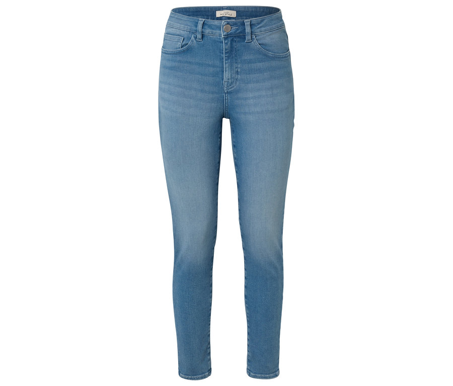 Helle, eng anliegende Jeanshose.