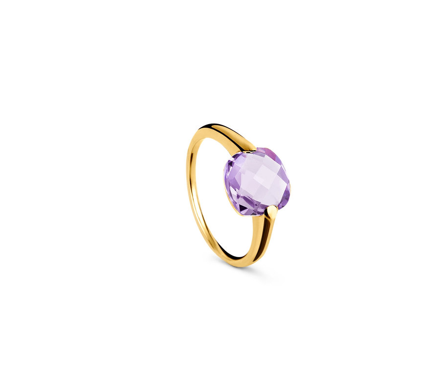 Ring aus 375er Gold mit Amethyst.