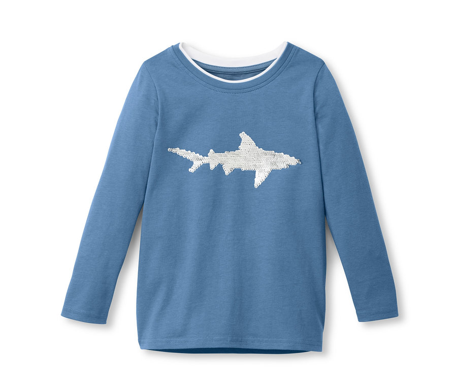 Blaues Langarmshirt mit Hai-Motiv in der Mitte.