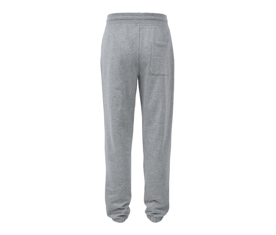 Graue Sweathose mit Gesäßtasche.