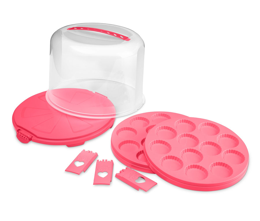 Tortenbehälter mit transparentem Deckel und zwei Silikon-Muffinformen.