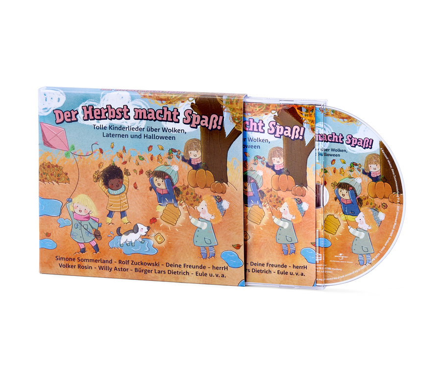 Cover und CD »Der Herbst macht Spaß!«. Kinder spielen draußen im Herbst.