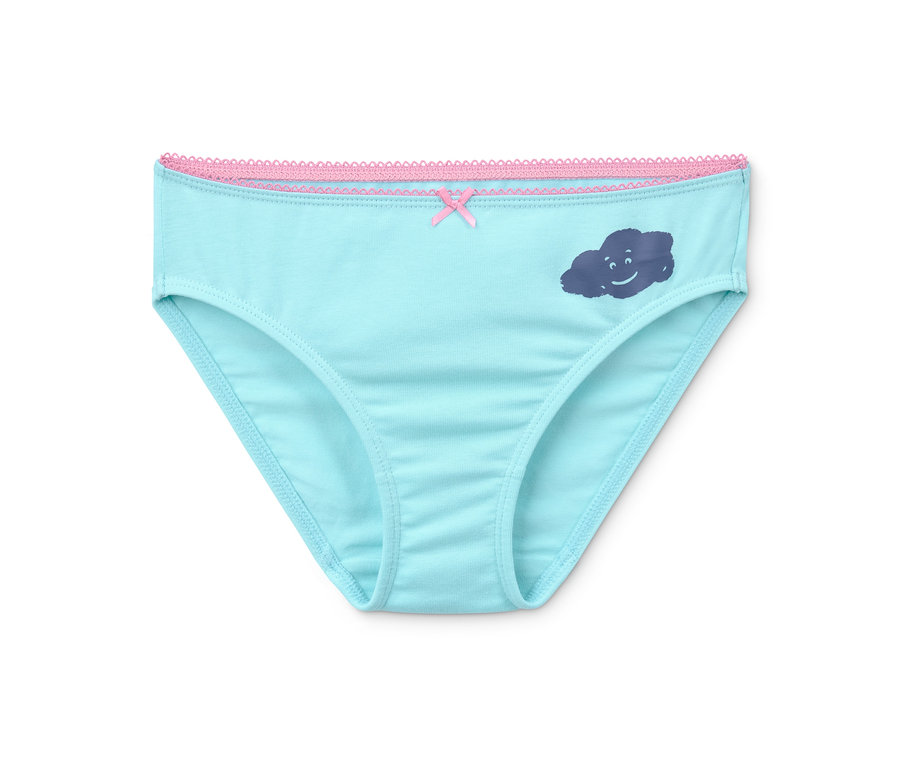 Ein einzelner hellblauer Mädchenslip aus Bio-Baumwolle mit Wolkenmotiv. 7 Mädchen-Slips aus Bio-Baumwolle.
