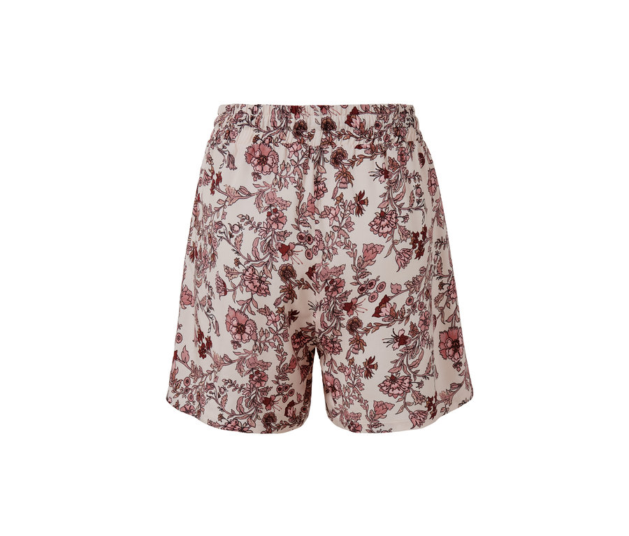 Shorty-Pyjama mit Blumenmuster.