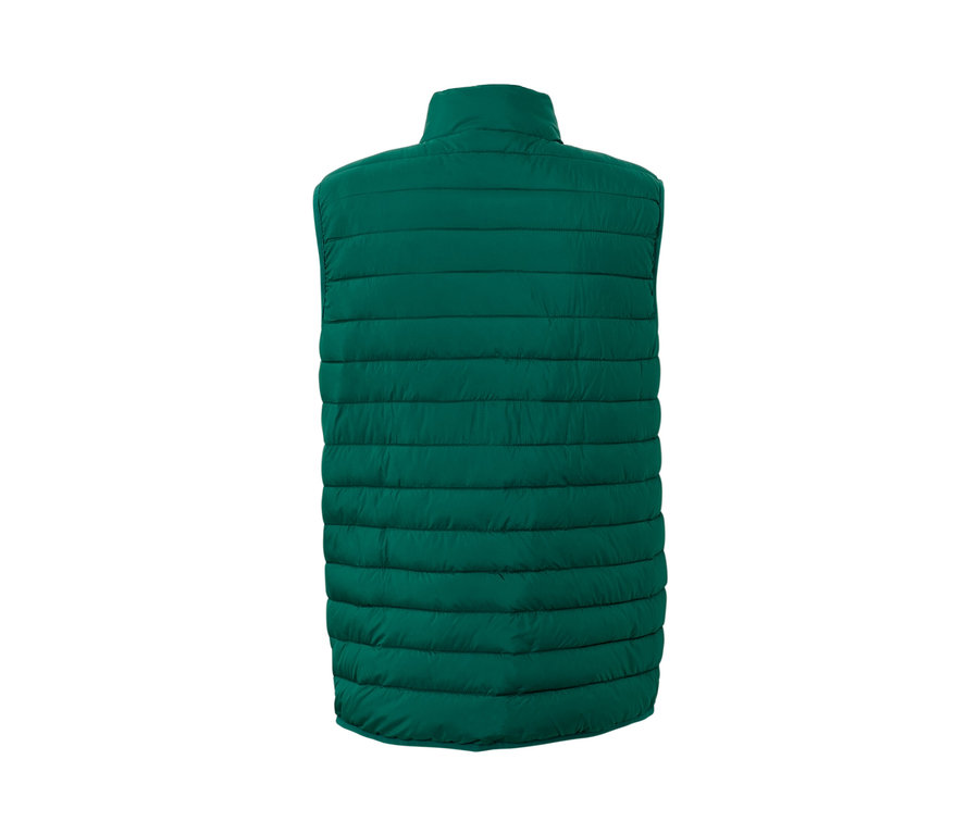 Detailansicht der Rückseite einer verstaubaren, grünen Steppweste.