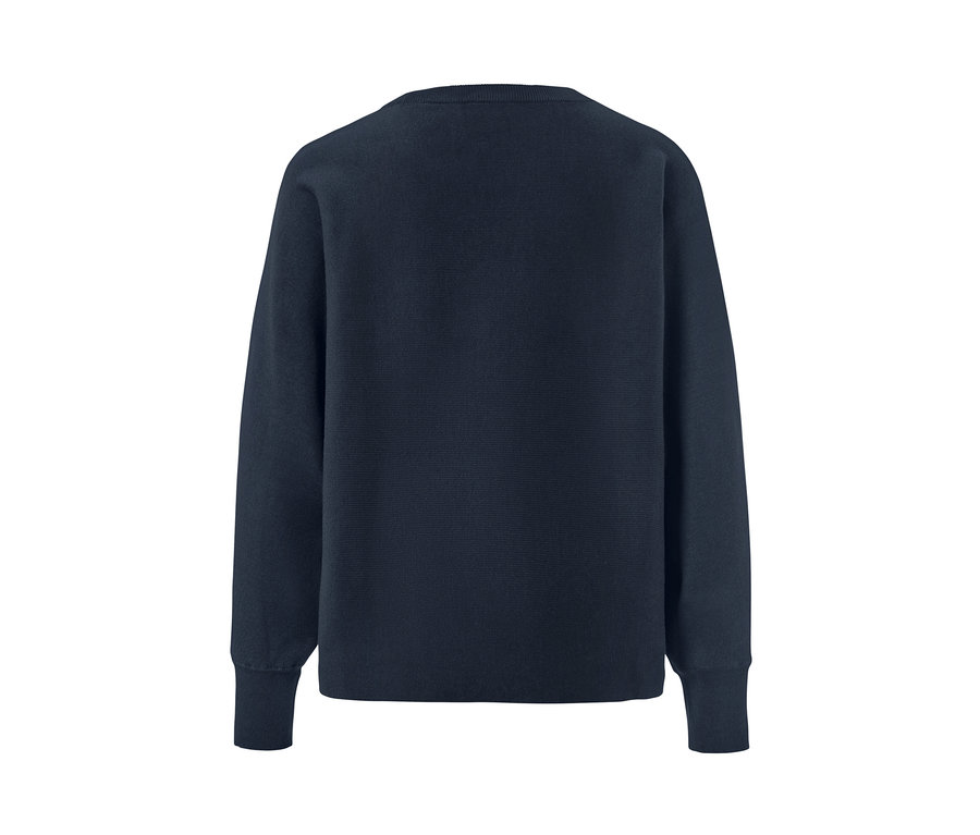 Marineblauer Feinstrickpullover mit Fledermausarm.