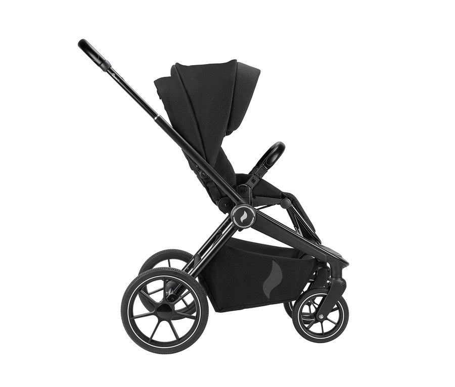 Detailansicht des schwarzen Osann Kombi-Kinderwagen »Vamos«.