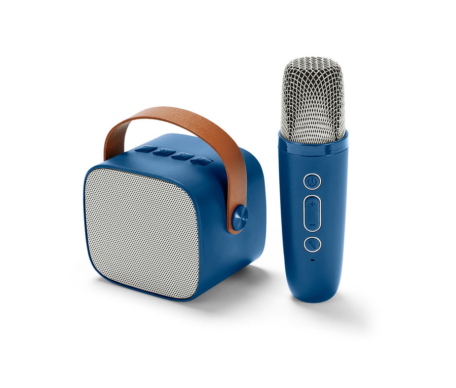 Blaues Karaoke-Set mit Lautsprecher mit braunem Griff und Mikrofon.