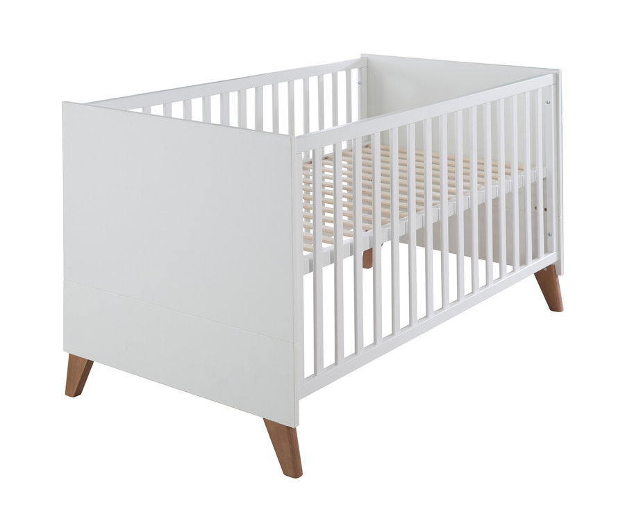 Weißes roba »Ole« Kinderzimmer-Bett mit Holzfüßen.