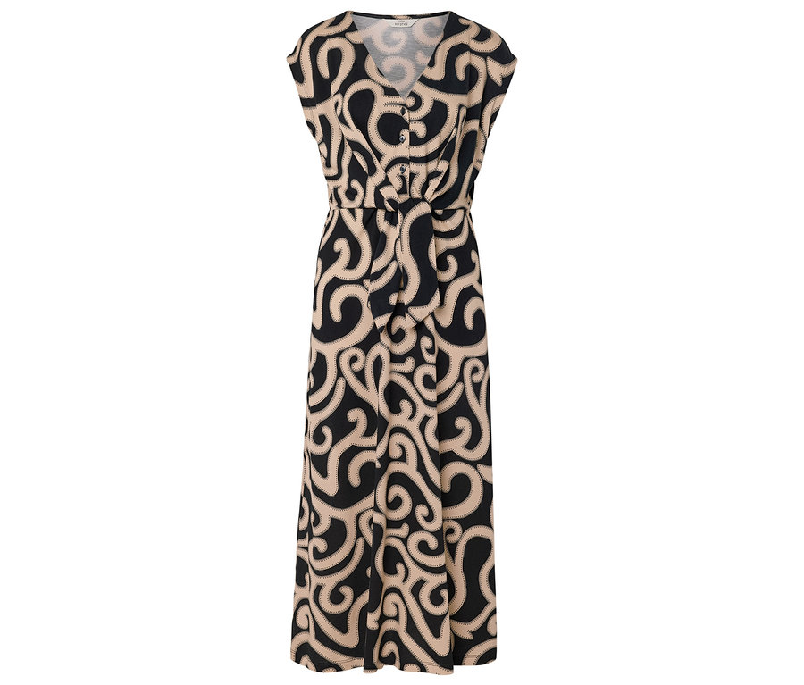 Ein ärmelloses, schwarz-beige gemustertes Kleid mit V-Ausschnitt und Taillenband ist abgebildet.