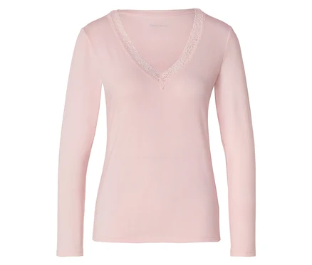 Rosa Langarmshirt mit V-Ausschnitt und weißer Spitze.