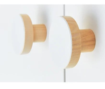 Detail von zwei runden Knöpfen vom Pinolino Kinderzimmer Round.