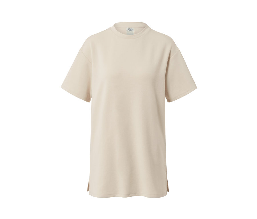 Ein beiges Oversized-Sportshirt.
