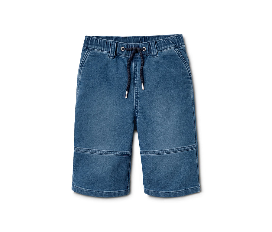 Blaue Joggdenim Shorts.