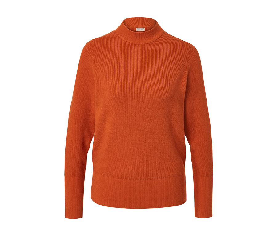 Orangefarbener Strickpullover.