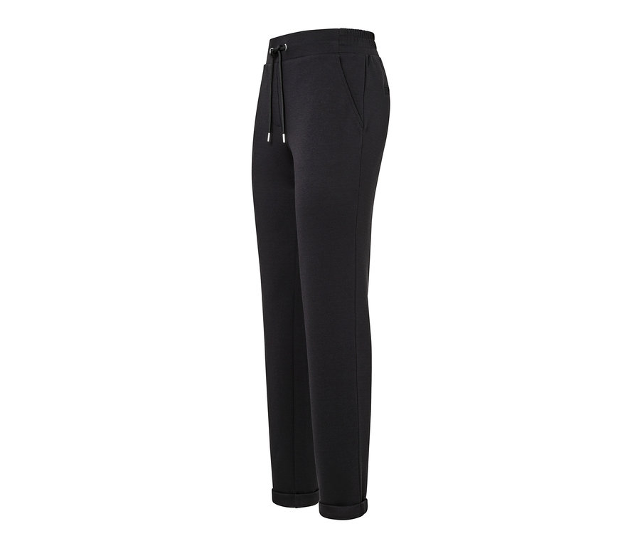 Schwarze Joggpants.