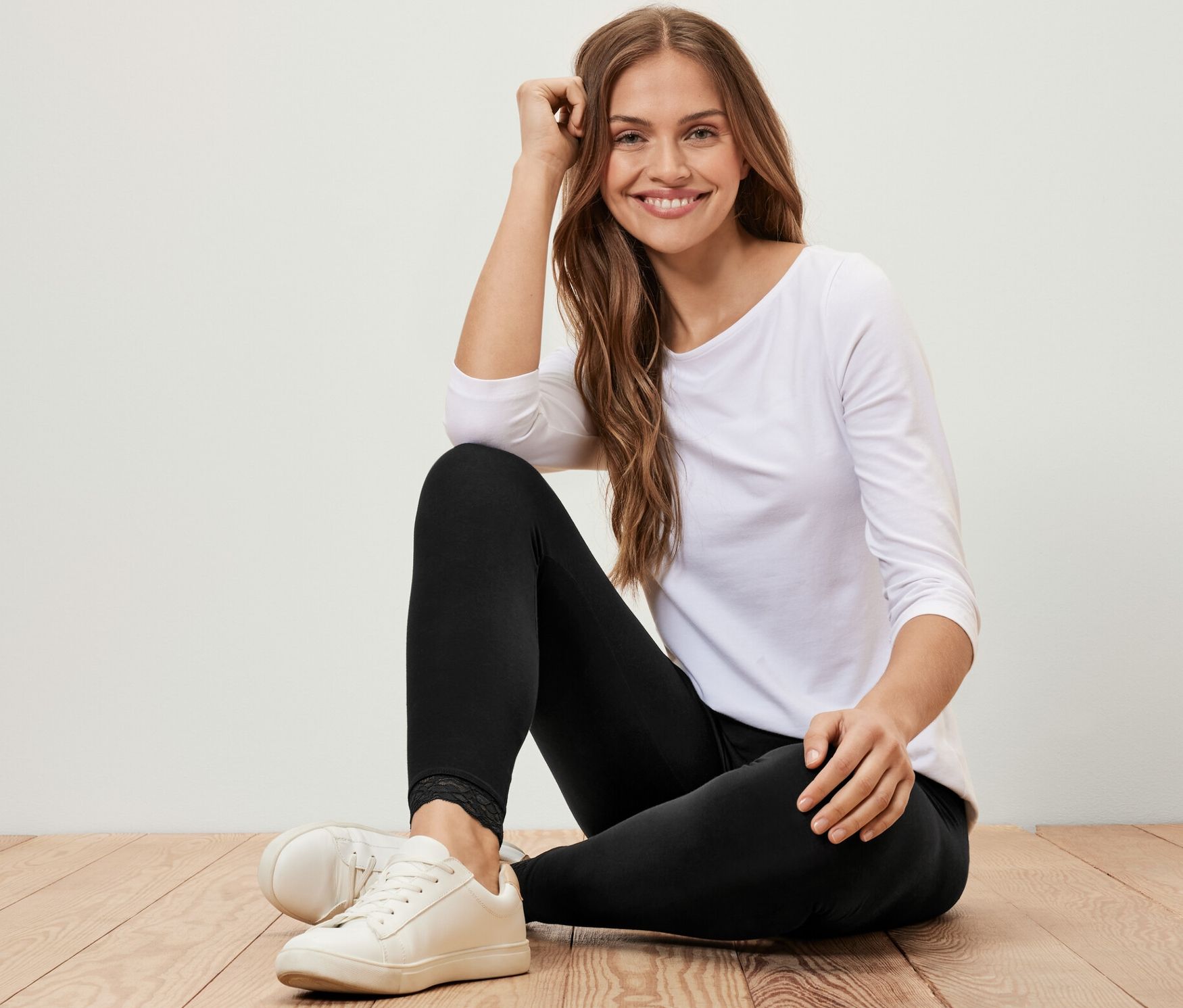 Thumbnail - Tchibo - Leggings mit Spitzenborte - Damen - Gr. S - schwarz
