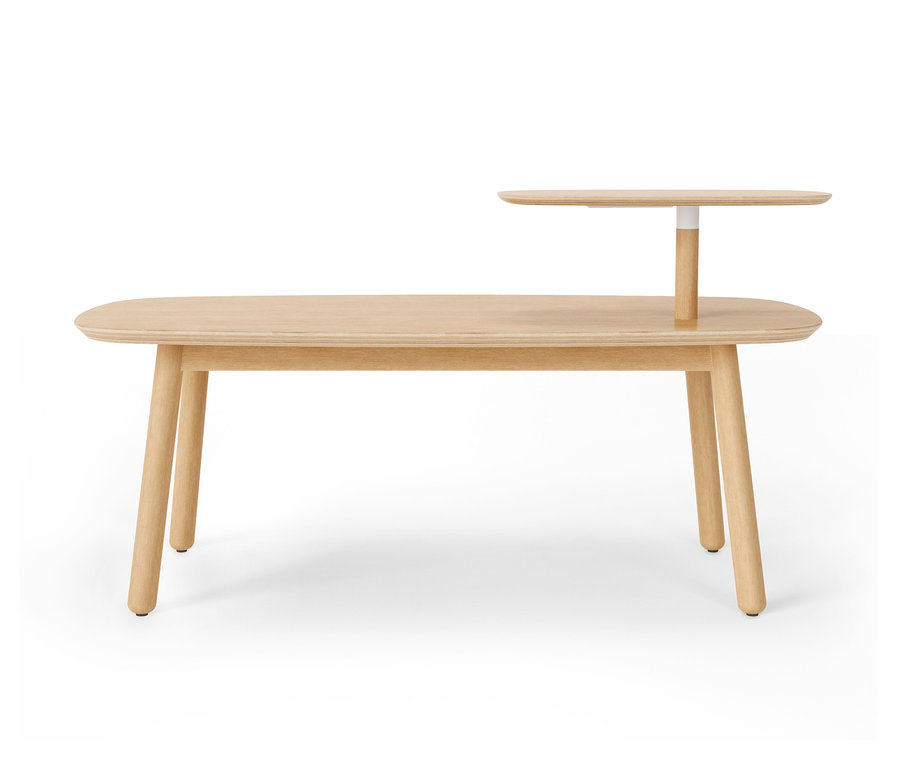 Ein länglicher, heller Couchtisch aus Holz mit einer kleinen Tischplatte.